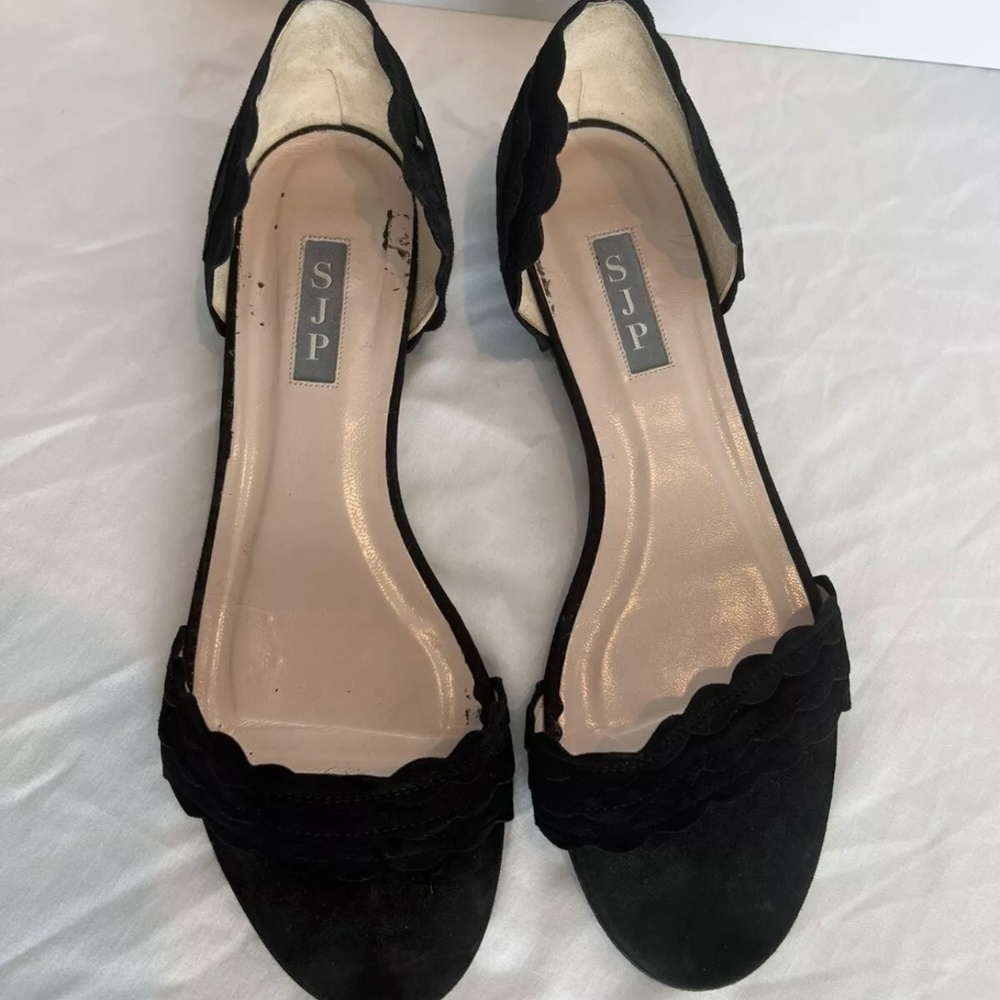SJP bySarah Jessica Parker Loeffler Randall black scalloped edge flat size 41